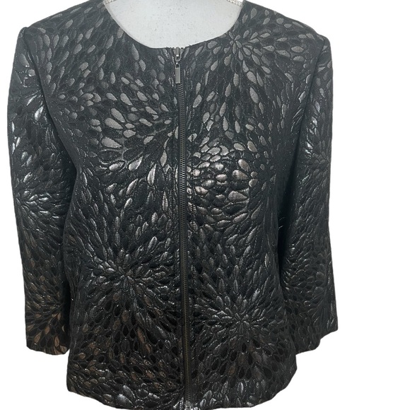Ruby Rd. Jackets & Blazers - Ruby Rd. Women’s Blazer/jkt Size 12 Black/silver 3/4 Sleeve Full Zip Shimmer